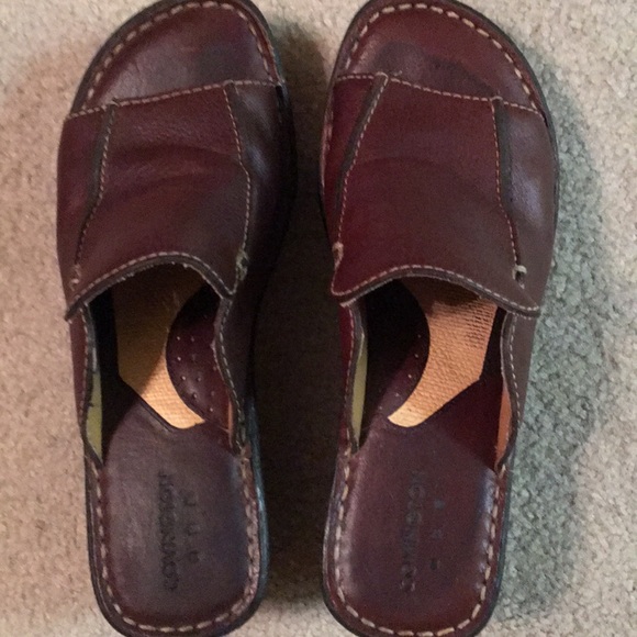 Covington Brown Clogs slip on size 8M - Picture 1 of 3